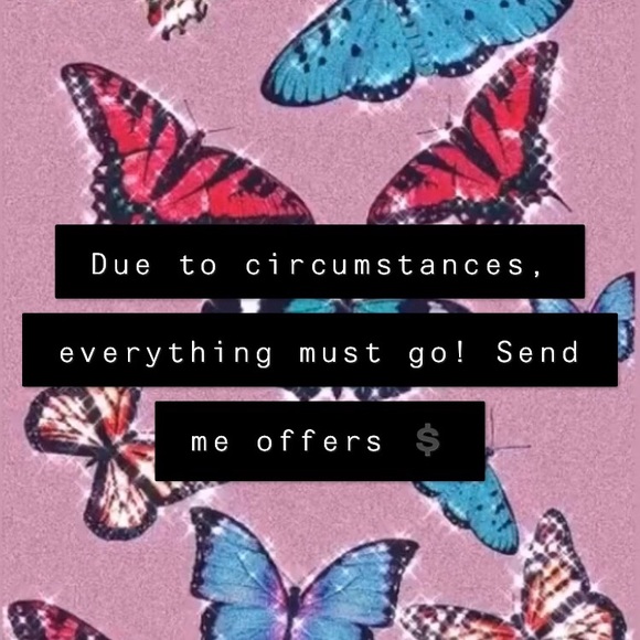 Reduced prices & accepting offers - Picture 1 of 1